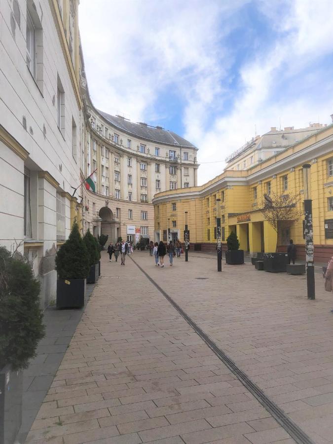 Corvin Square Apartment Budapest Exterior photo